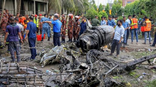 Bangladesh: 16 personas murieron en accidente de avión militar