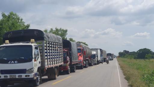 Vía costa Caribe bloqueada por campesinos