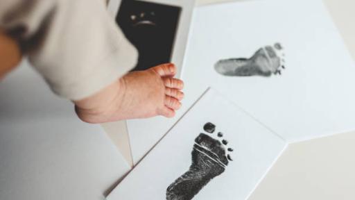 Cómo funciona y cuál es la ley de apellidos en Colombia