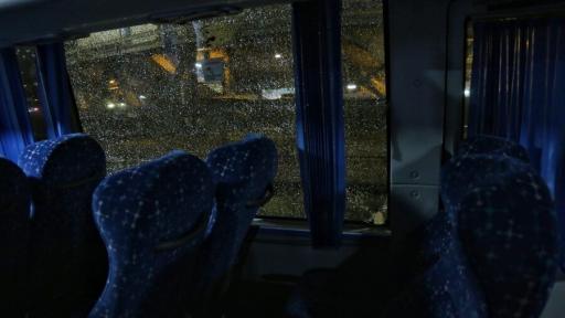 Hinchas de Santa Fe atacaron bus de Millonarios en El Campín