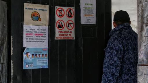 Imputan a guardias del Impec por ingresar licor a La Modelo