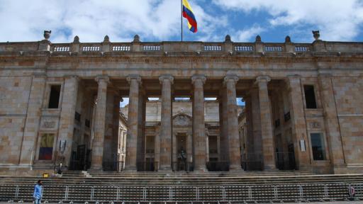 Mapa de riesgo volcánico en Colombia: protocolo erupción volcán