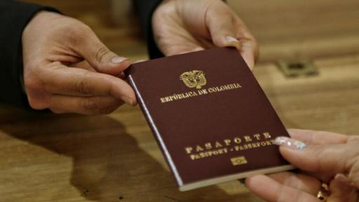 Contrato de pasaportes Cancillerías: Presidente Petro 