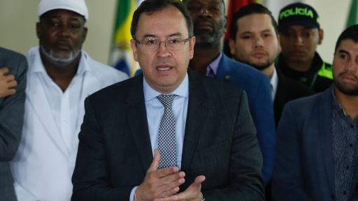 Barras bravas: ministro del Interior rechazó violencia en los estadios
