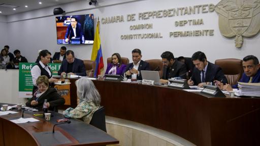 Debate de la reforma a la salud fue suspendida