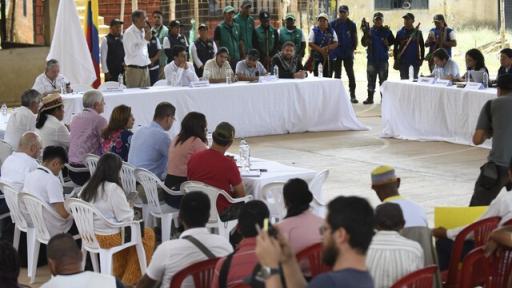 Con decreto de cese al fuego, Gobierno y Estado Mayor Central instalan mesa de diálogos