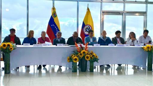 "Reunión de emergencia" del Gobierno y el Eln en Caracas