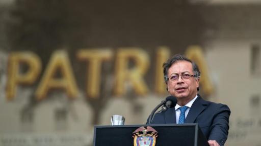 Se deben tener nuevas capacidades de la Fuerza Pública para combatir el narcotráfico | Gustavo Petro