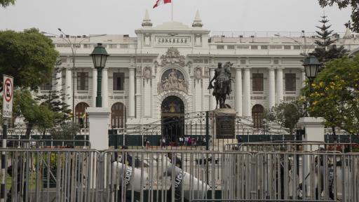 Perú: violencia, estado de emergencia e incertidumbre política