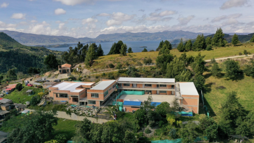 Cali avanza fortalecimiento colegios públicos 