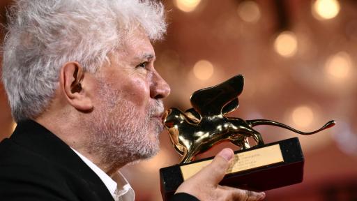 Pedro Almodóvar conquista el León de Oro en Venecia
