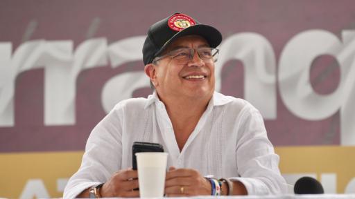 Bajar tarifas eléctricas en Colombia, propuesta de presidente Petro