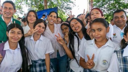 Más de 1.500 computadores, 51 laboratorios digitales y nuevas estrategias de conectividad hacen parte de las inversiones del MinTIC para fortalecer la educación digital en Casanare. 
