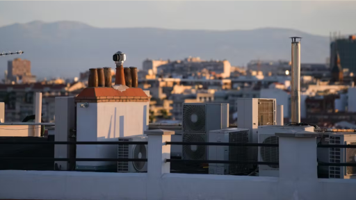 El aire interior de las viviendas también puede contaminar las ciudades