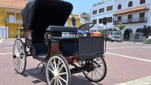 Cartagena inicia operación de coches eléctricos turísticos
