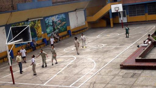 Justicia juvenil en Colombia: errores derechos de adolescentes