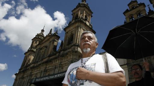 Falleció el profesor Gustavo Moncayo, quien caminó por la liberación de su hijo