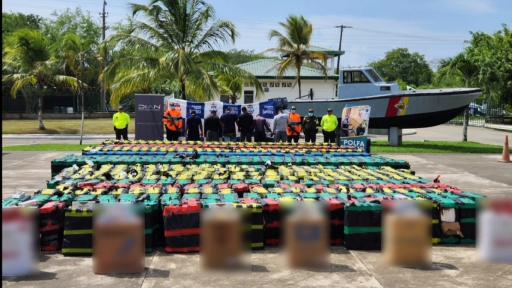  Armada Nacional advirtió que continúa el masivo contrabando por el Golfo de Urabá