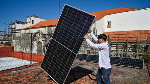 Cuba tiene prolongados apagones y presión económica