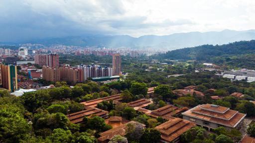 Cobro por consumo excesivo de agua en Medellín