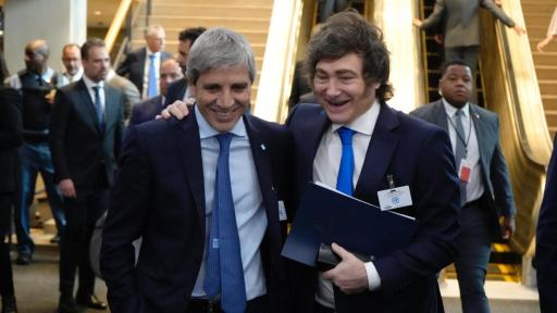 Desaprobación de Javier Milei llega al 63 % en abril, la más alta de su gobierno