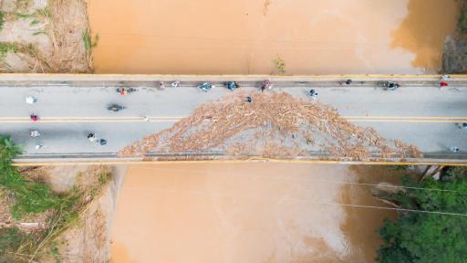 Emergencia por lluvias en Magdalena Vía Santa Marta–La Guajira permanece cerrada