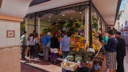 Empresarios ecuatorianos enfrentan millonarias pérdidas por aranceles impuestos por Noboa