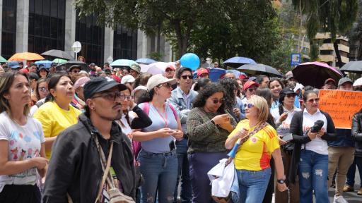 Maestros de Bogotá protestaron contra iduprevisora y denunciaron descuentos arbitrarios