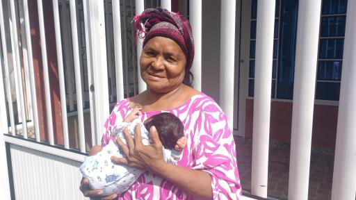 Día Internacional de la Partera: guardianas de la vida en el Pacífico 