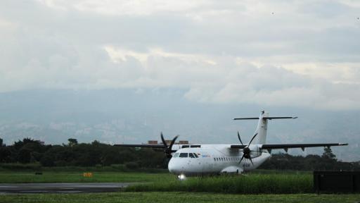 Alcalde de Medellín propone trasladar operaciones del Aeropuerto Olaya Herrera