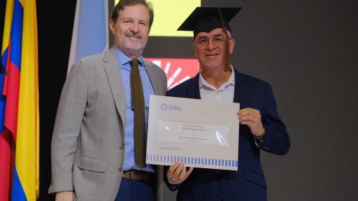 José Aguirre, director del Grupo Niche, recibe Honoris Causa y habla de la evolución de la orquesta