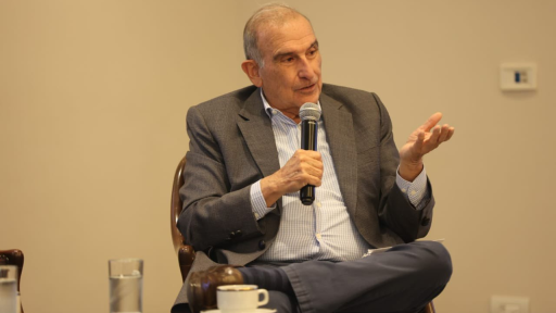 Humberto de la Calle pide un cambio ministerial