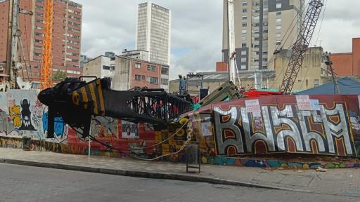 Bogotá: reabren carrera 4 tras caída de grúa