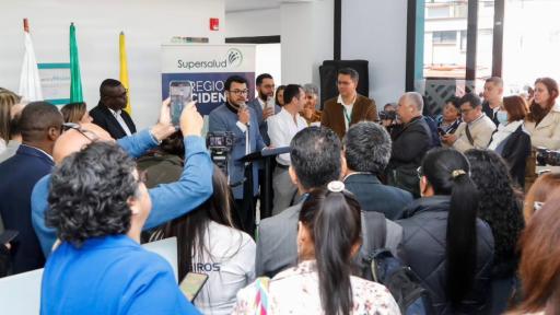 Supersalud realizó visita sorpresa a dispensario en Bucaramanga