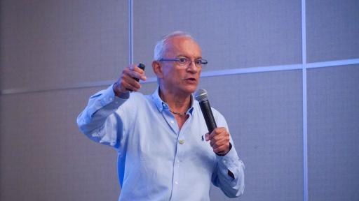 Renuncia el gerente general de Afinia