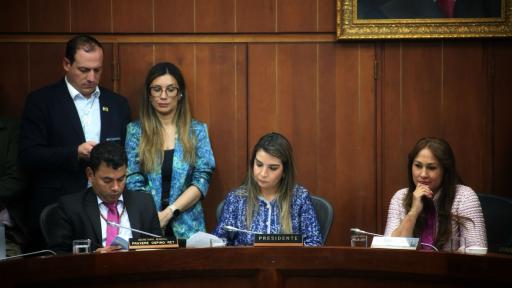 Senadores Comisión séptima hunden reforma laboral