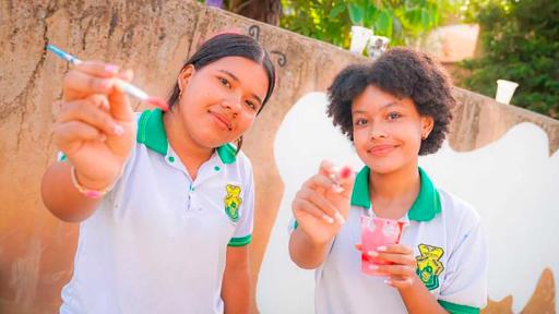 Gobierno aprueba CONPES por 2 billones para la educación en Colombia