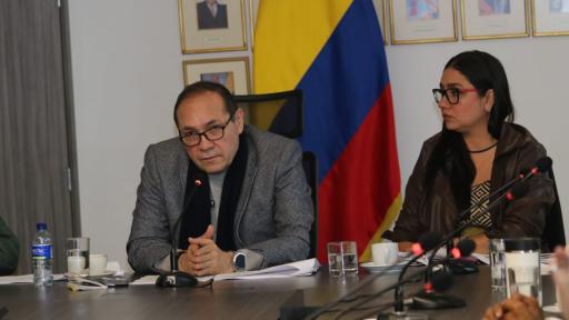 Gobierno y Van Camp’s acuerdan afiliación a seguridad social de trabajadores