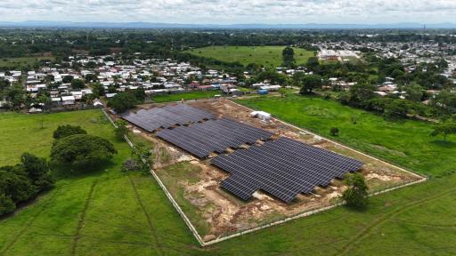  Primera granja solar fotovoltaica en Tierralta, Córdoba