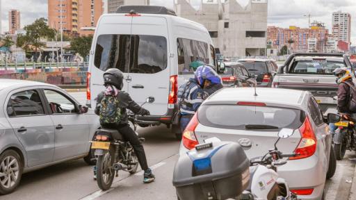 Pico y placa Bogotá HOY 21 julio 2025: particulares y taxis 