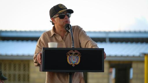 Gustavo Petro critica intención de tumvar la reforma pensional y el salario mínimo vital