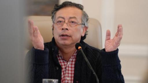 Petro anuncia medidas contra fondos privados por ahorros pensionales