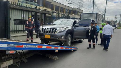 Pico y placa HOY Bogotá 9 julio 2025 particulares y taxis 