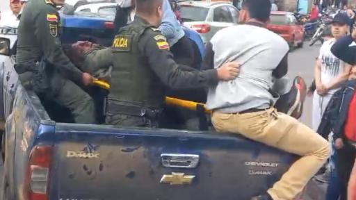 Dos uniformados resultaron heridos tras explosión en estación de policía en Nariño