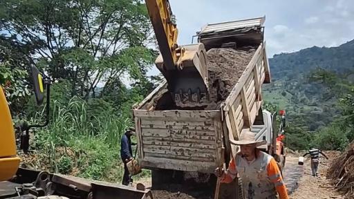 Vía a San Vicente de Chucurí en Santander - bloqueos