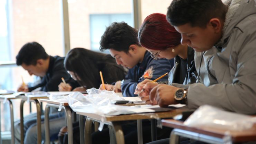 Inversión en educación superior triplica gobiernos anteriores