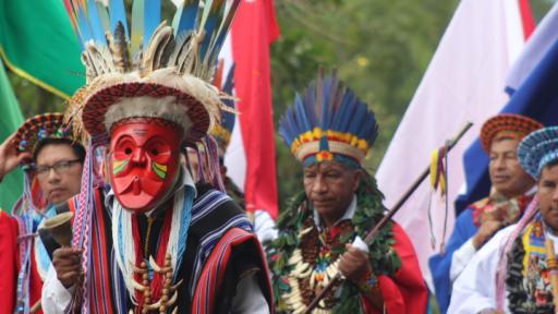 Planes en Bogotá | Artesanías del pueblo Kamëtsá en la biblioteca Virgilio Barco