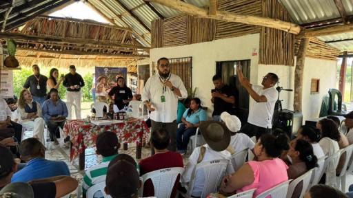 Procesos judiciales, decisiones revocadas y proyectos productivos impulsan la restitución, con entregas de predios y fallos que fortalecen derechos de comunidades 