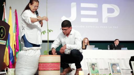 Audiencia JEP HOY: se define situación jurídica de 97 comparecientes