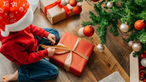 La regla de los cuatro para regalar a los niños en Navidad